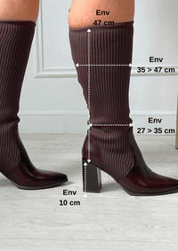 BOTTES ÉLASTIQUE BI-MATIÈRE MARRON Bottes hautes Elastique Bi-matière Couleur : marron chocolat Enfilage 100% Synthétique Convient à toutes morphologies