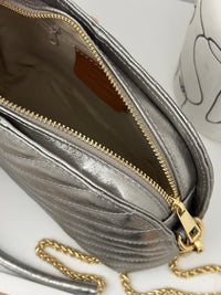 Silver bag: Dol