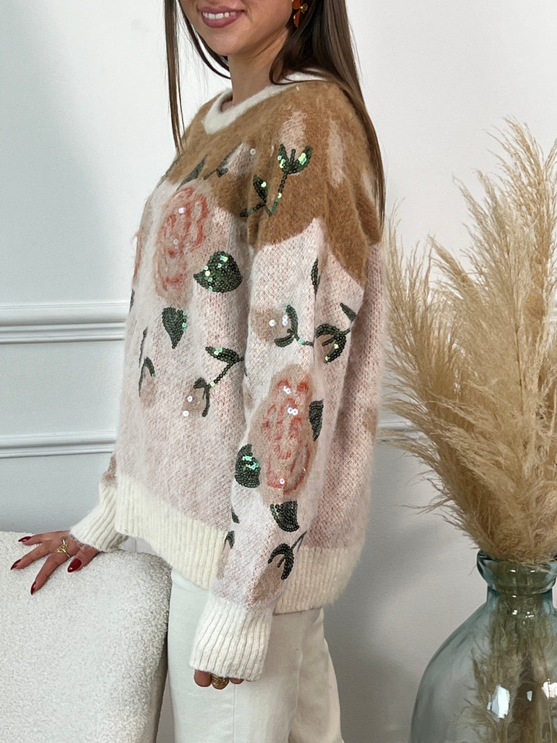 Ce magnifique pull Lino ajoutera une touche de coloré et de fun à votre garde-robe! Avec ses manches longues et son col rond, il est aussi confortable que stylé. Fabriqué en beige, camel, rose et vert, ce pull est orné de sequins vert et beige pour un look unique. Parfait pour une tenue décontractée ou habillée, laissez-vous séduire par ses motifs originaux!