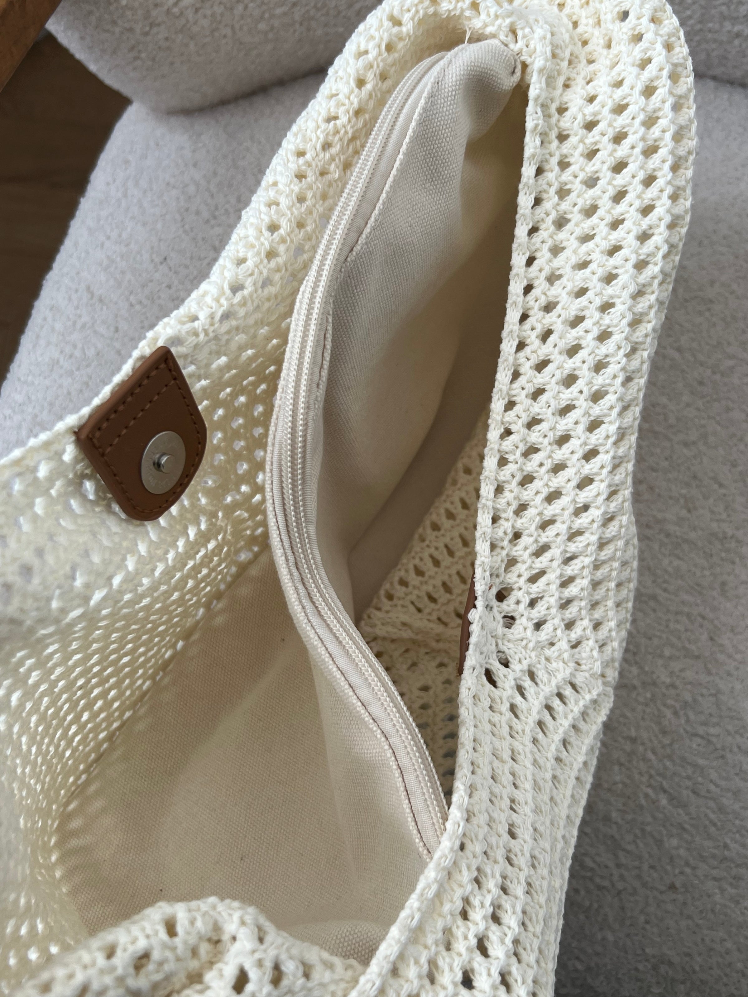 Beige crocheted bag: Djeni