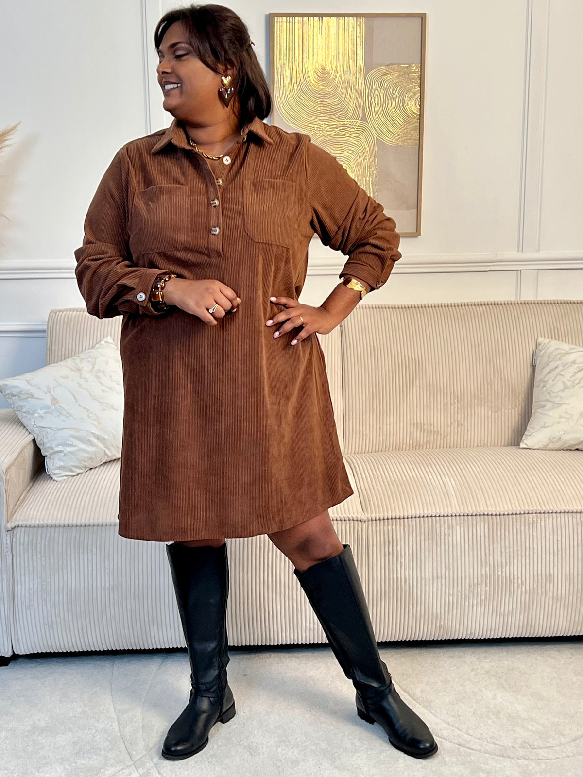 Robe velours courte marron grande taille : Cora