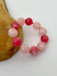 Pink bracelet: Luna