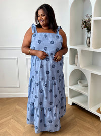 Plus-size long blue dress: Siena