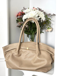 Beige bag: Mael