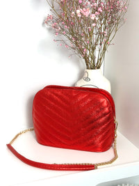 Red bag: Dol
