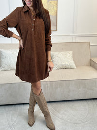 Robe velours courte marron : Cora