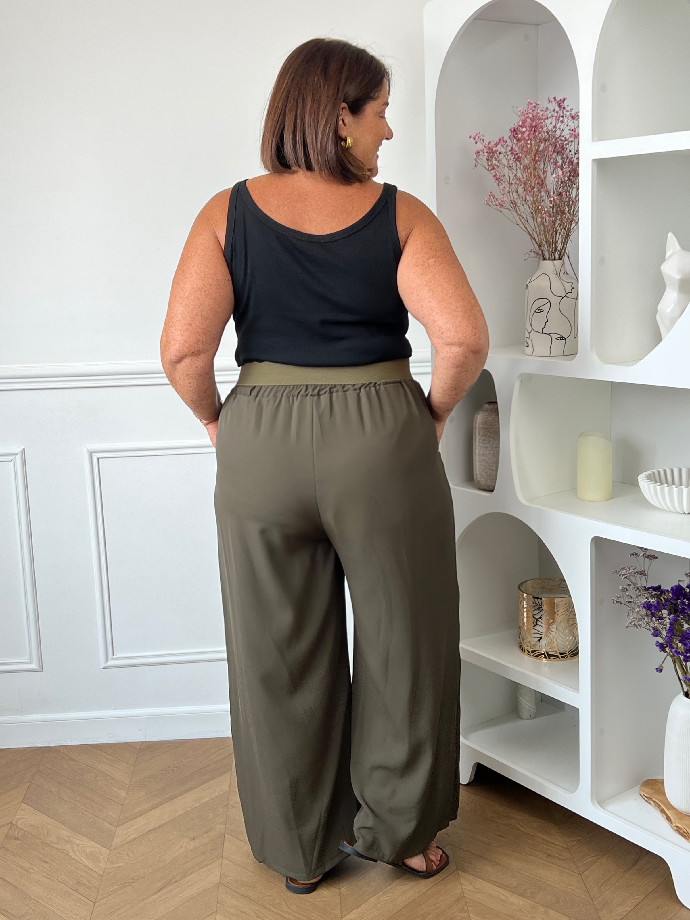 Pantalon kaki foncé coupe droite grande taille : Elie