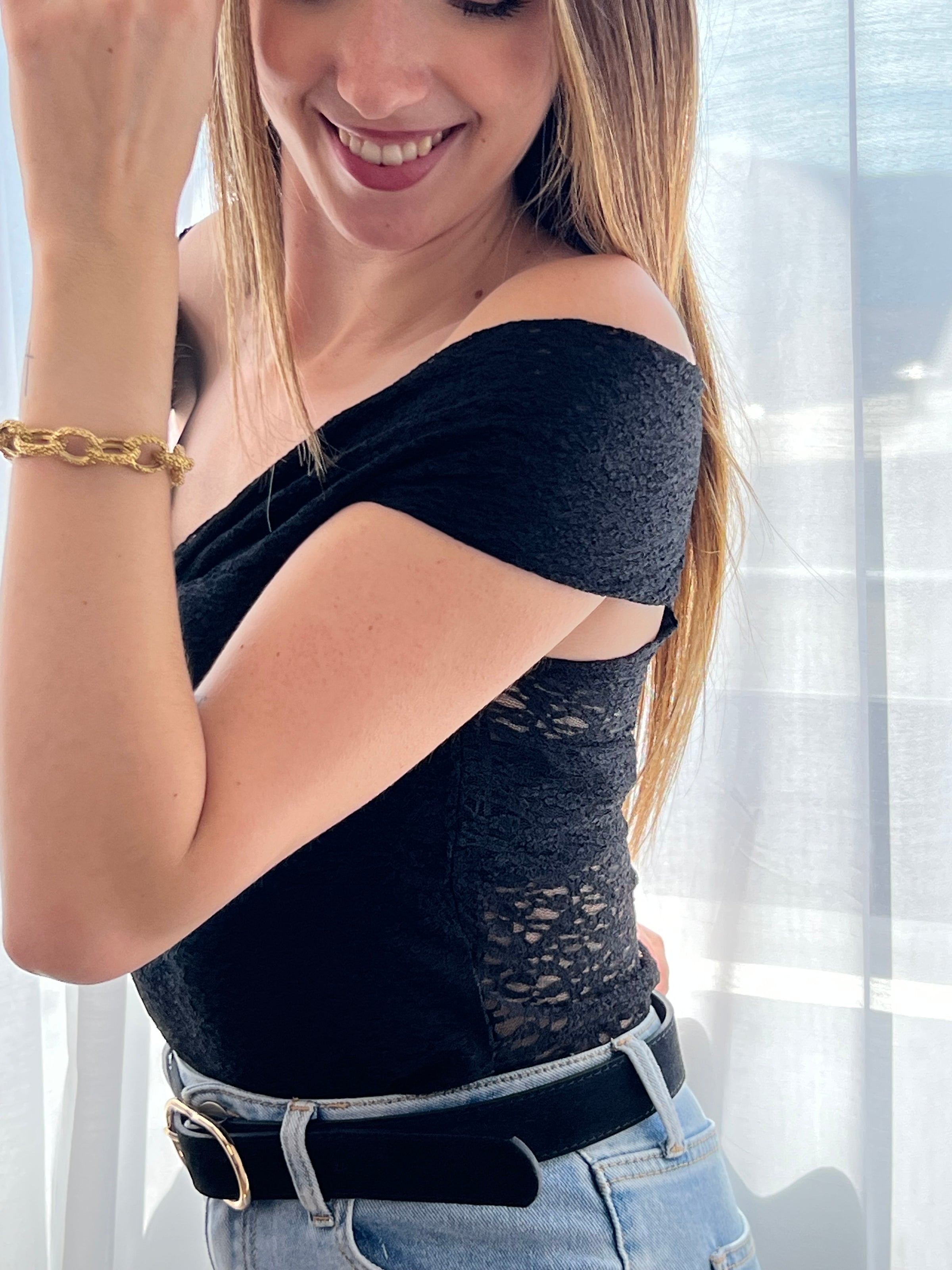 Schwarzes Spitzentop: Sixtine