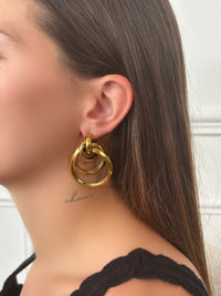 Boucles d'oreilles dorées : Musa