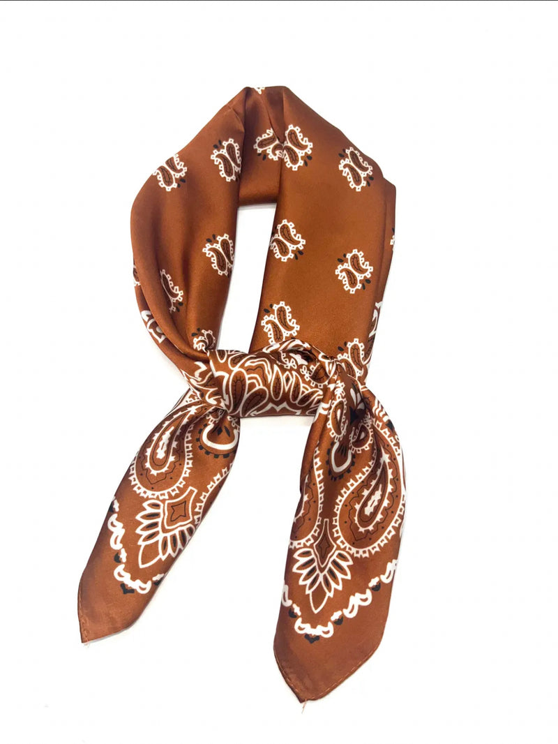 Foulard café