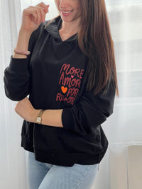 Pull noir a capuche : Amore