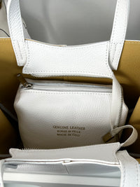 White bag: Samy