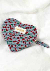 Blue heart pouch: Sohy