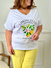 Mettez en valeur votre personnalité avec le tee-shirt écru grande taille: Lyne ! Avec ses manches courtes et son col V, il vous apporte confort et style.