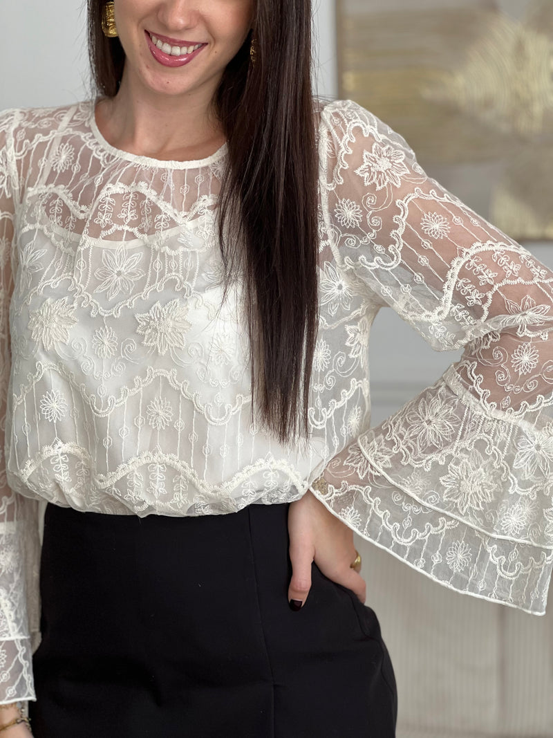 Blouse écrue avec dentelle : Belita