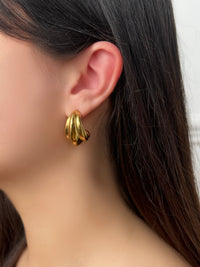 Boucles d’oreilles dorées : Camilia