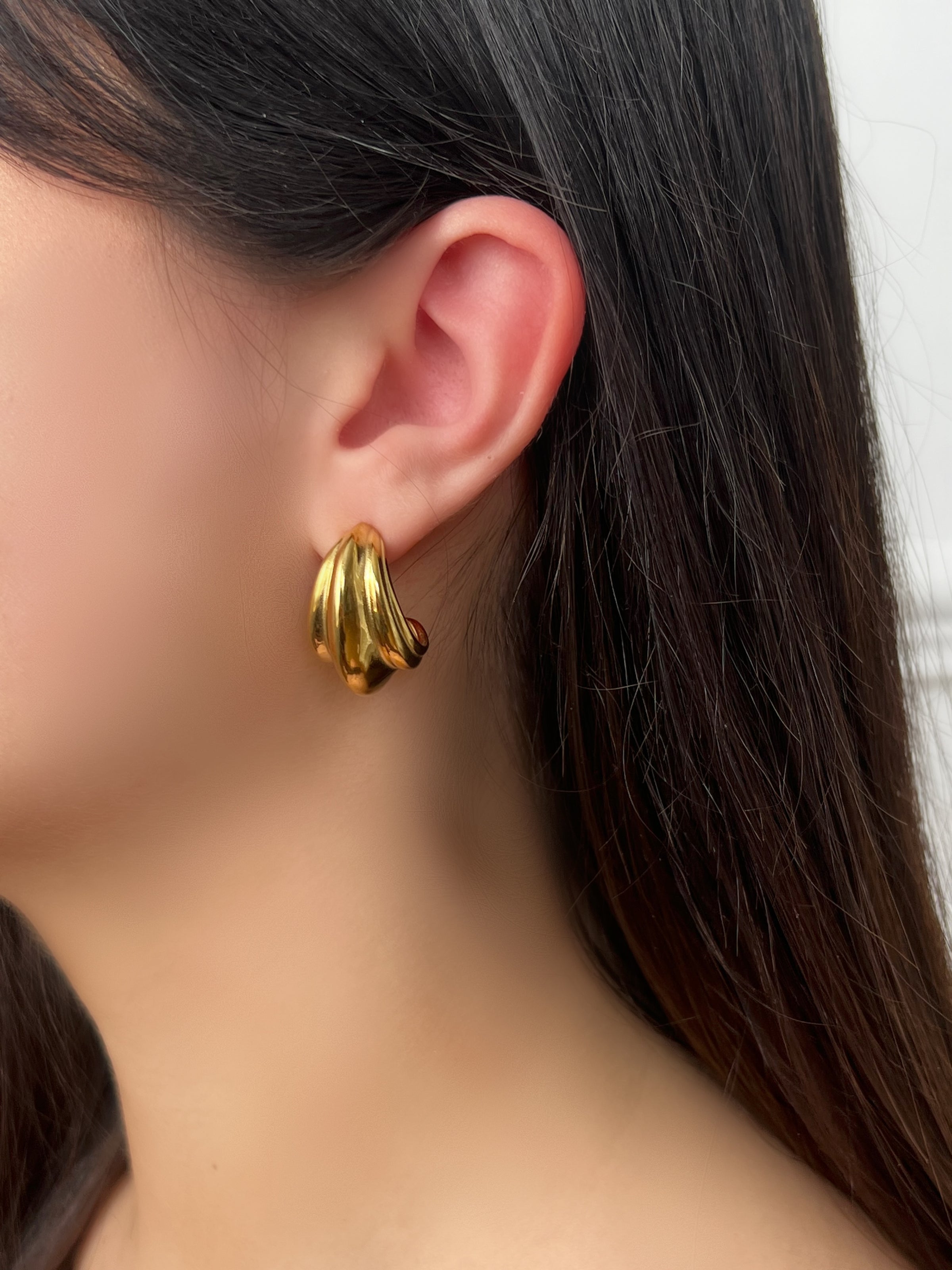 Boucles d’oreilles dorées : Camilia
