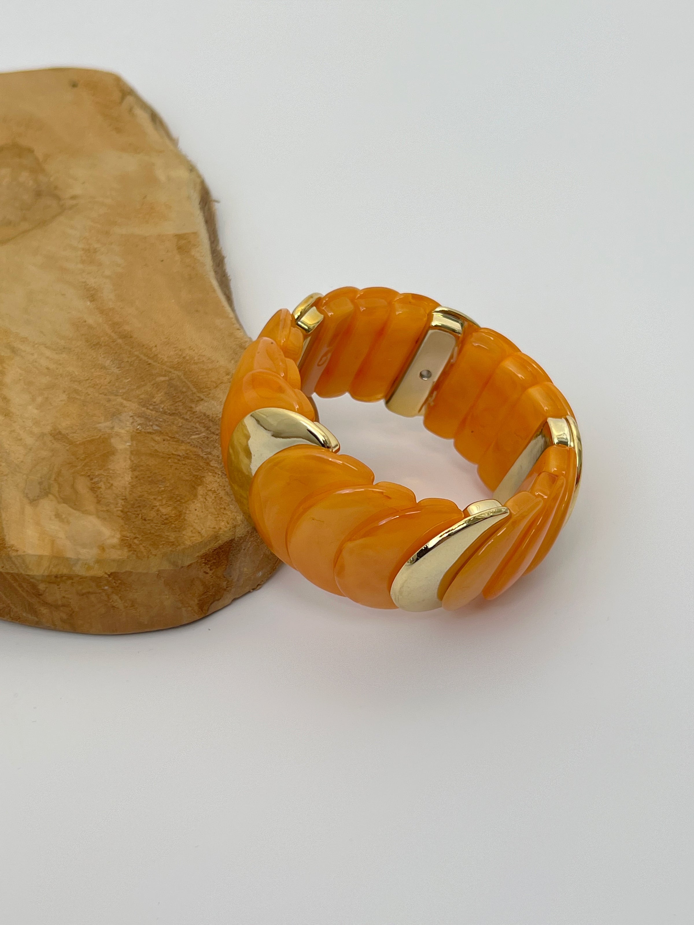 Orange bracelet: Rolla