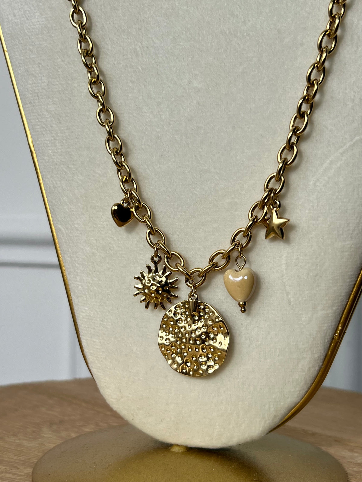 Collier doré : Zarza