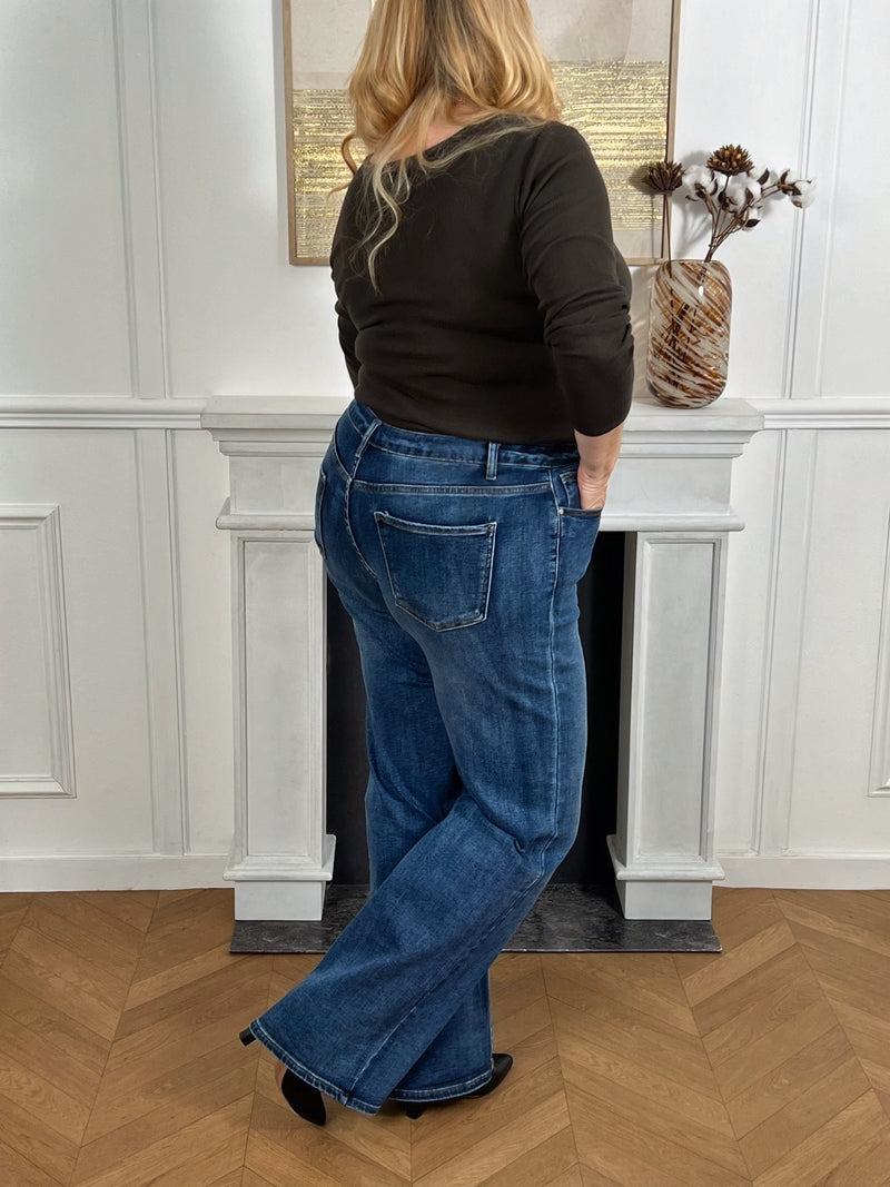 Jean bleu tall grande taille : Lila