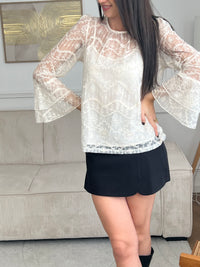 Blouse écrue avec dentelle : Belita