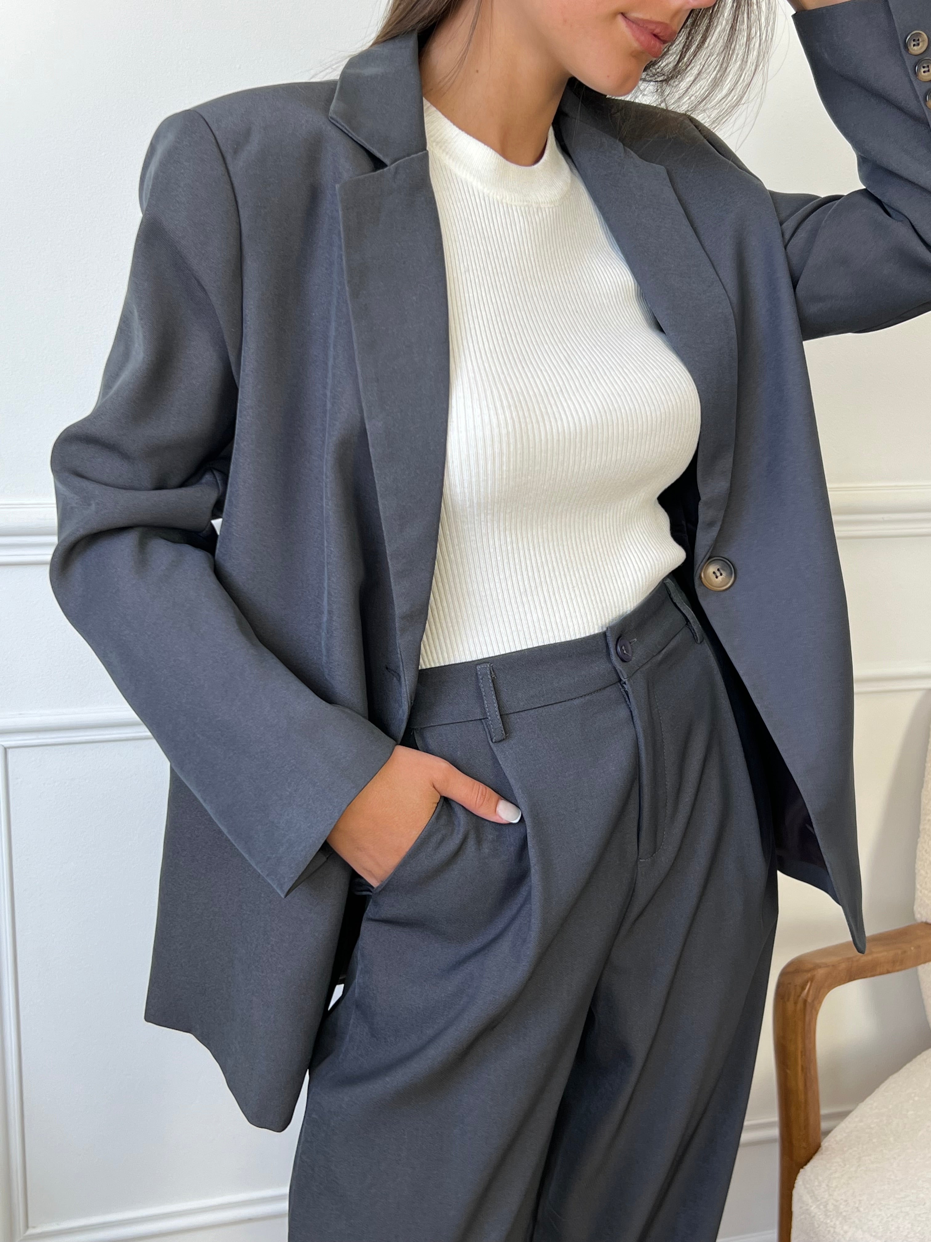 Veste blazer gris manches longues avec epaulettes femme Loicia