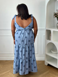 Plus-size long blue dress: Siena
