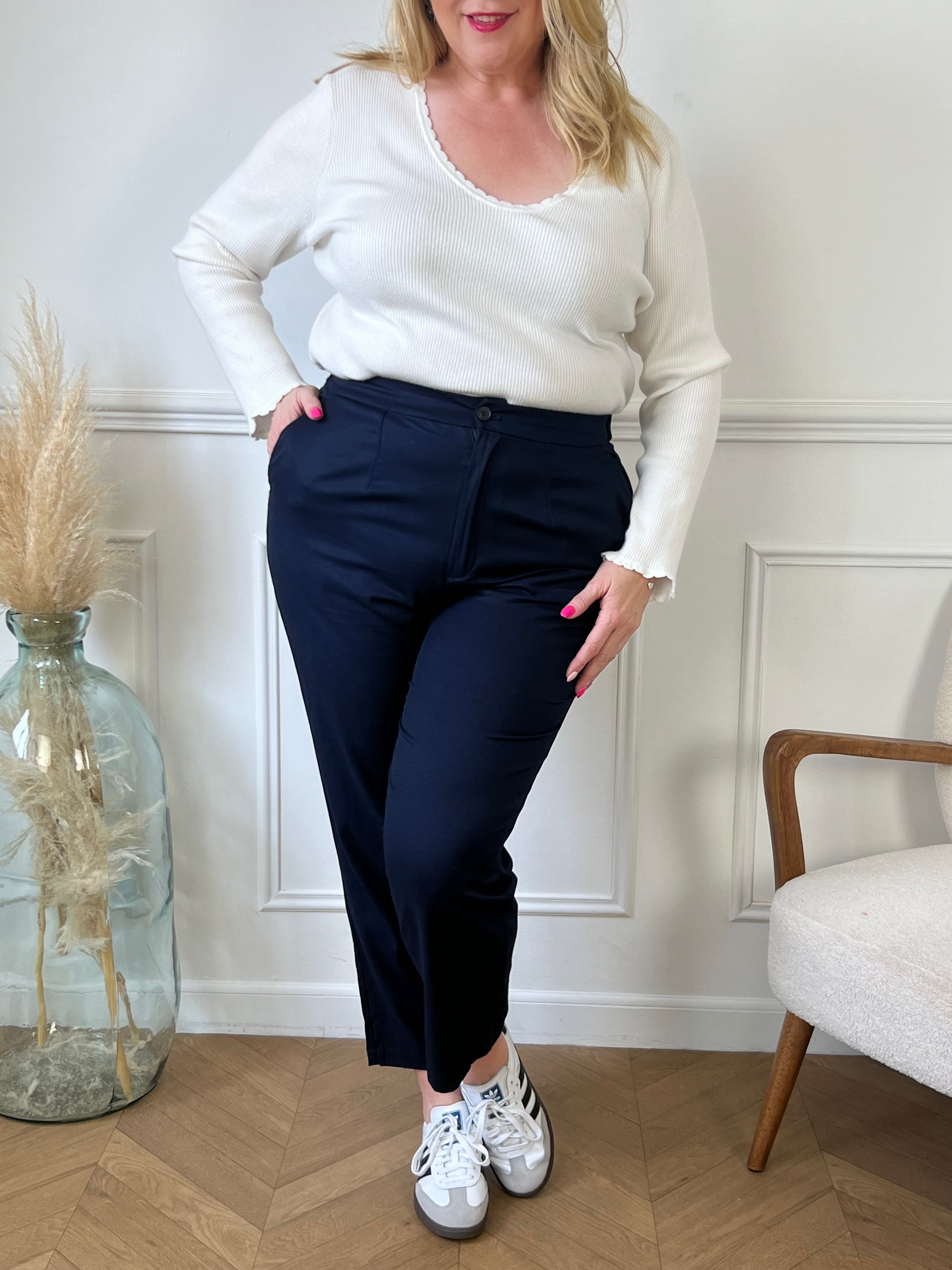 Shops pantalon bleu marine femme grande taille