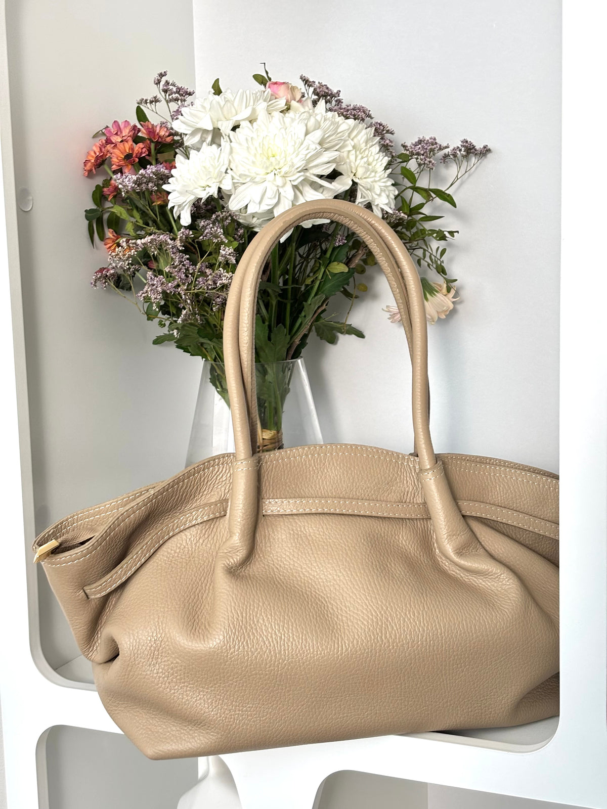 Beige bag: Mael