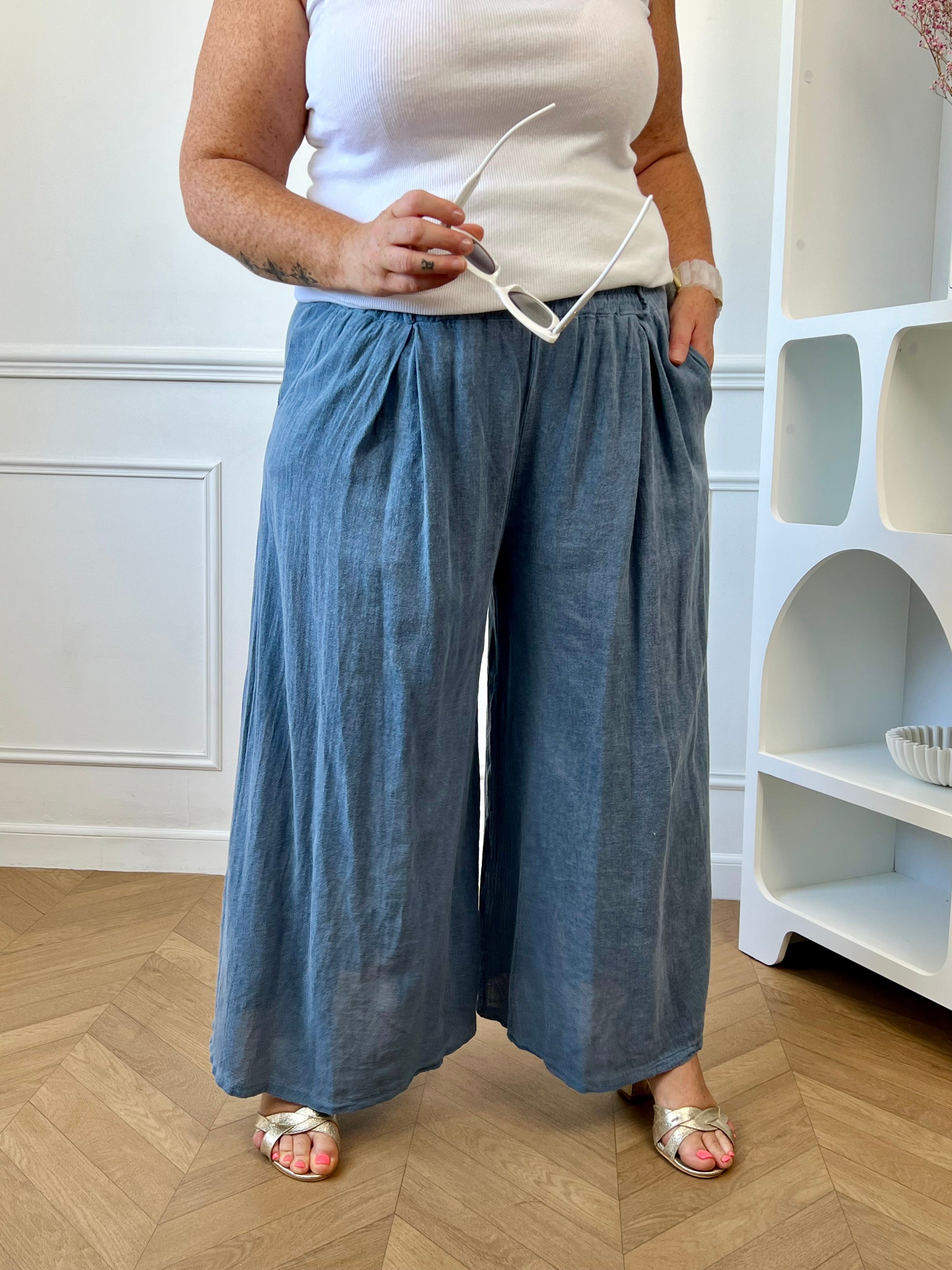 Pantalon bleu curve coupe confortable taille unique 44/50 – Loïcia
