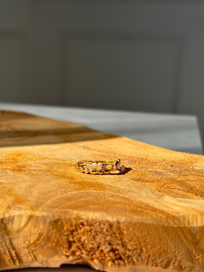 Bague dorée et colorée : Colores