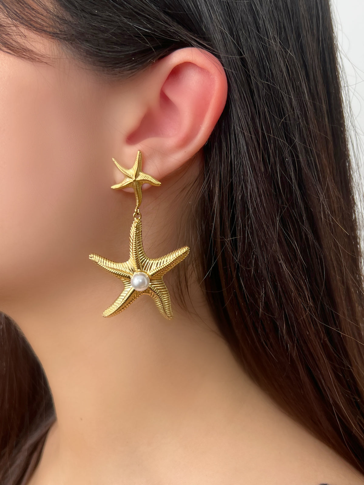 Starfish earrings: Hugo