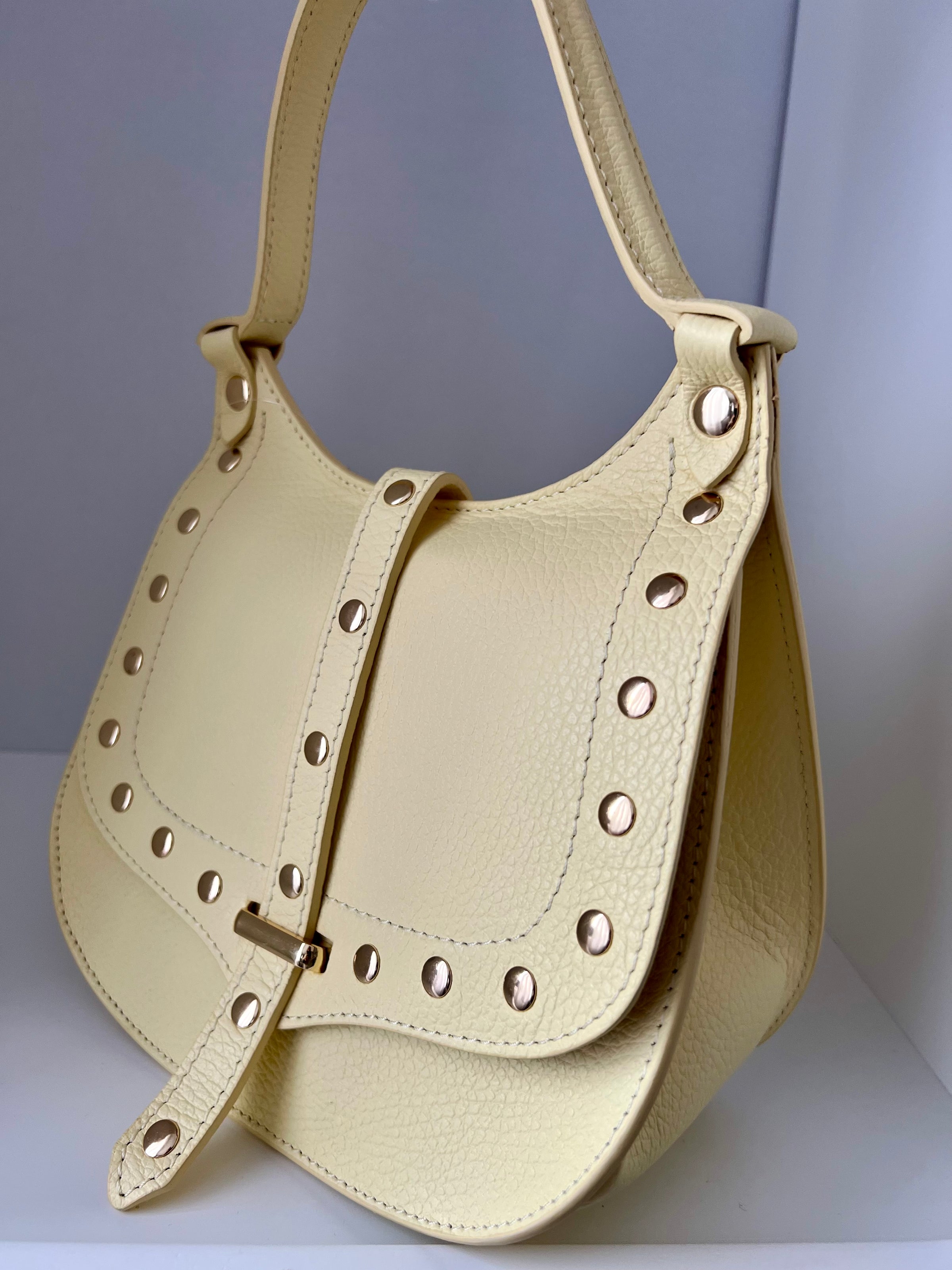 Yellow bag: Yelo