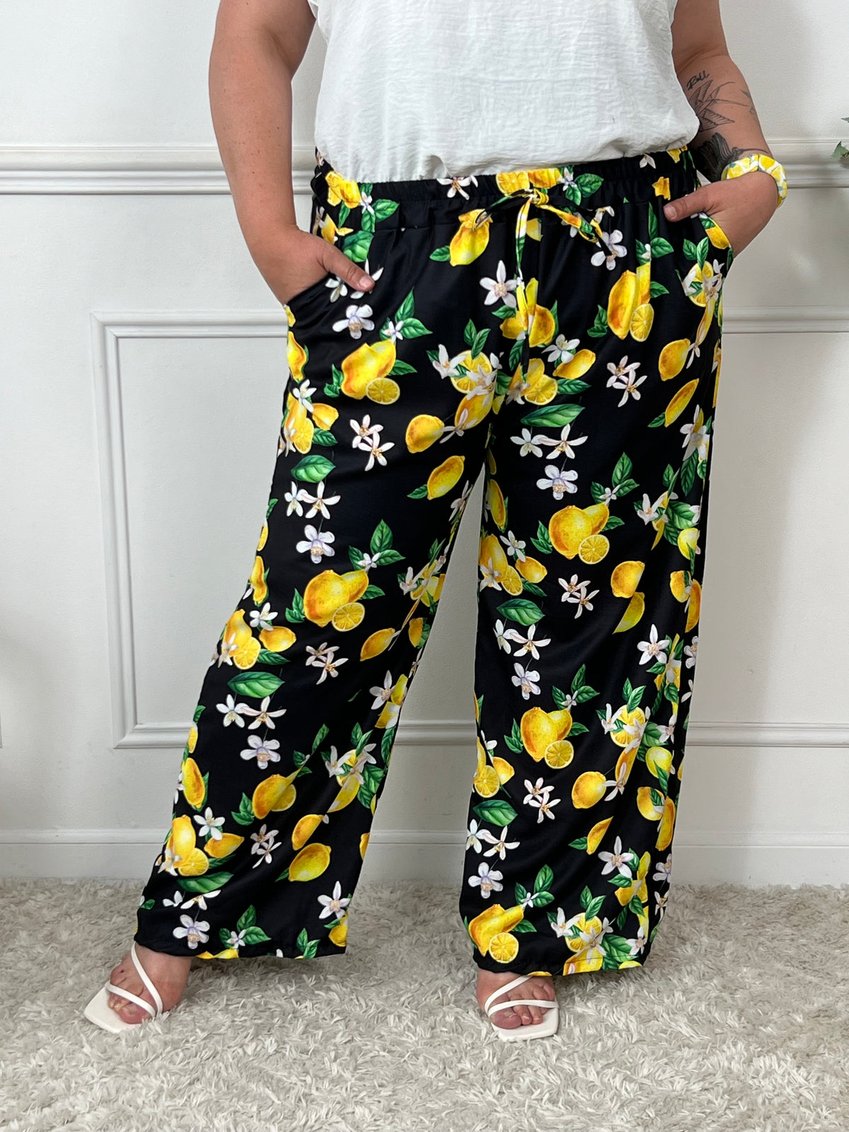 Pantalon noir à motifs grande taille : Alysa