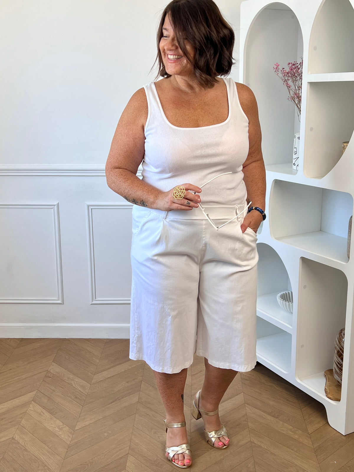 Bermuda blanc grande taille femme viscose élastique taille – Loïcia
