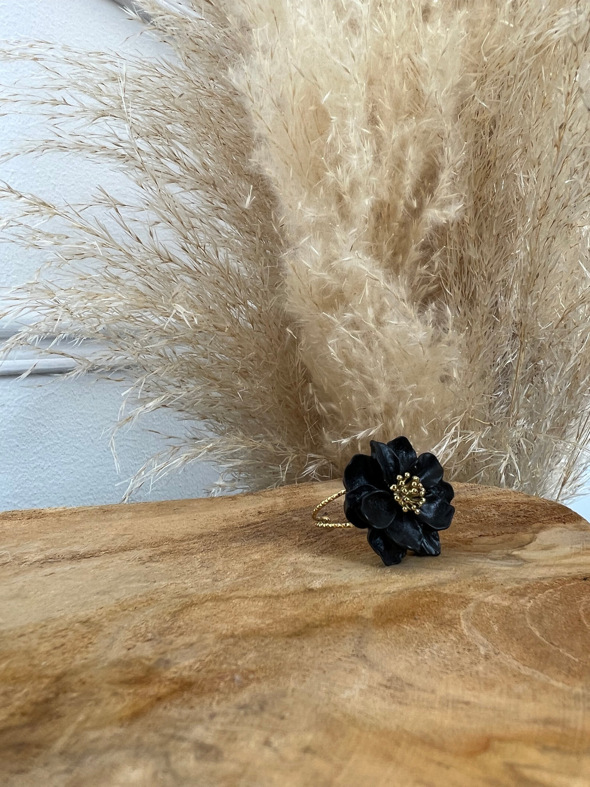 Bague fleur noire : Dary