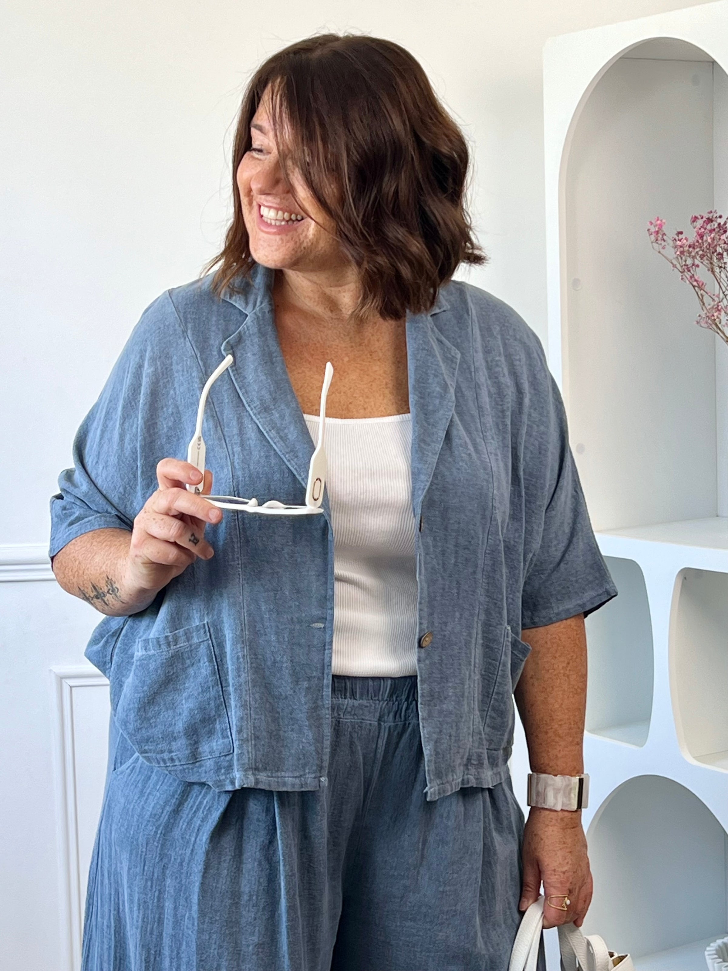 Chemise bleue grande taille Indy 100% coton manches courtes – Loïcia
