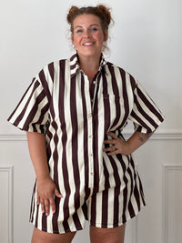 Combishort rayures verticales marron beige curve 100% coton du 40/42 au 48/50 – Loïcia
