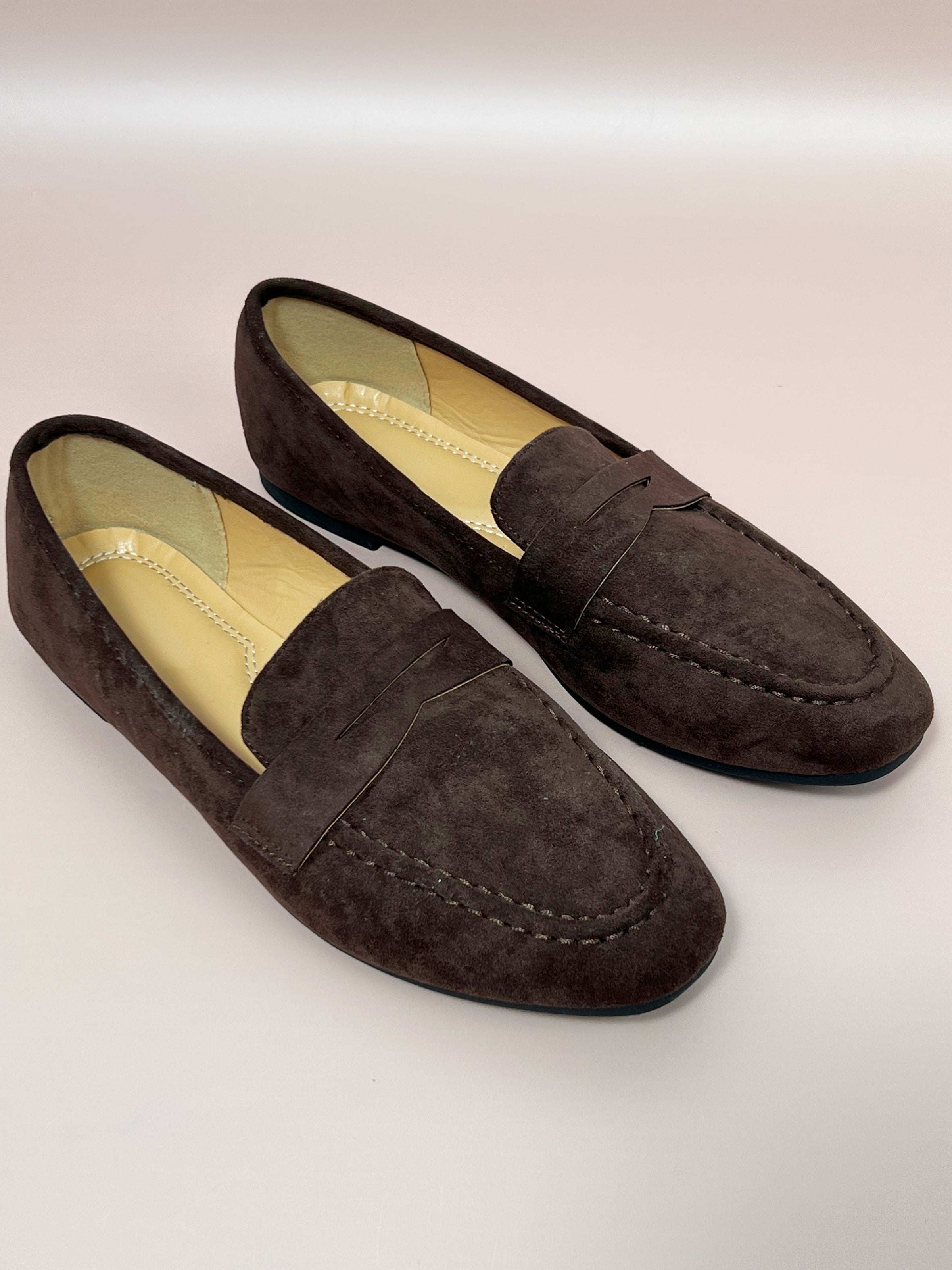 Brown loafers: Elviane