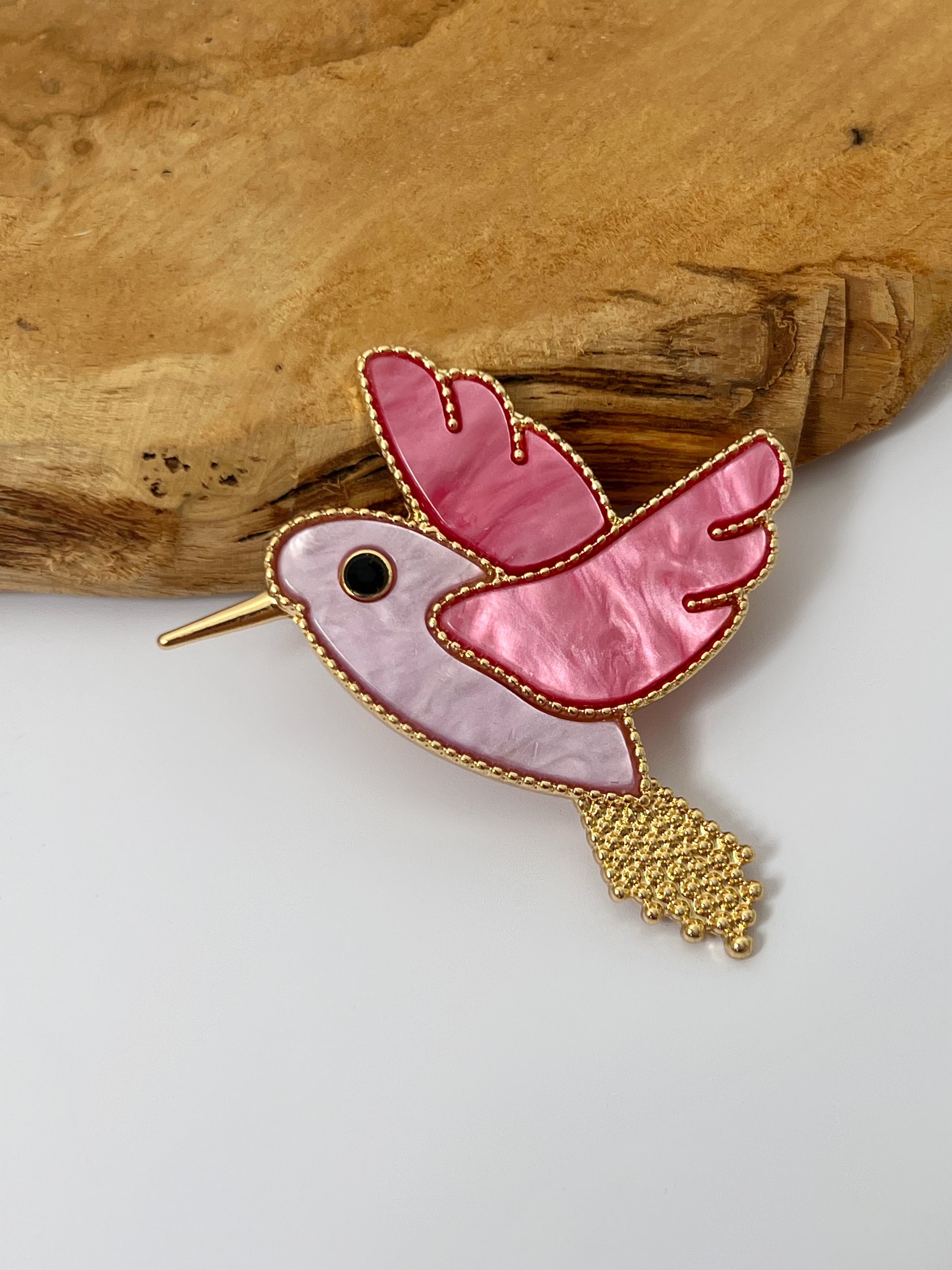 Pink brooch: Hummingbird