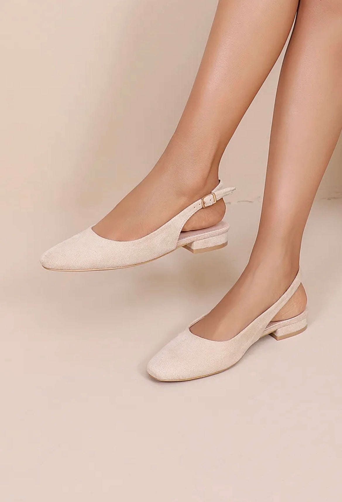 Beige slingback pumps: Nebule
