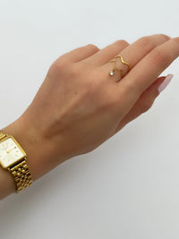 Gold ring: Yuna