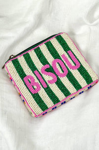Green pouch: Kiss