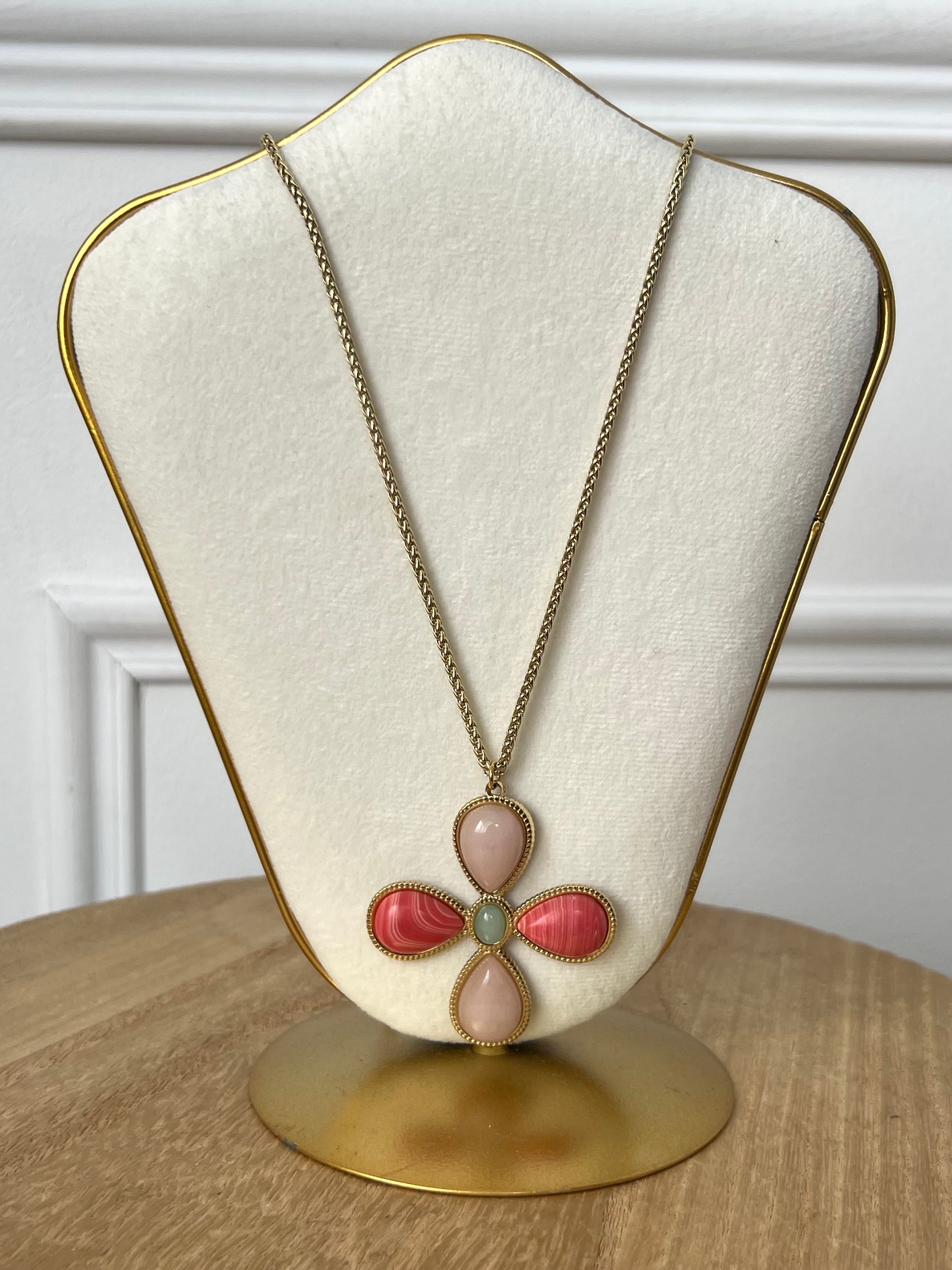 Pink and beige long necklace: Ony