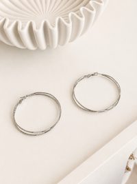 Boucles d'oreilles créoles argentées : Lenai