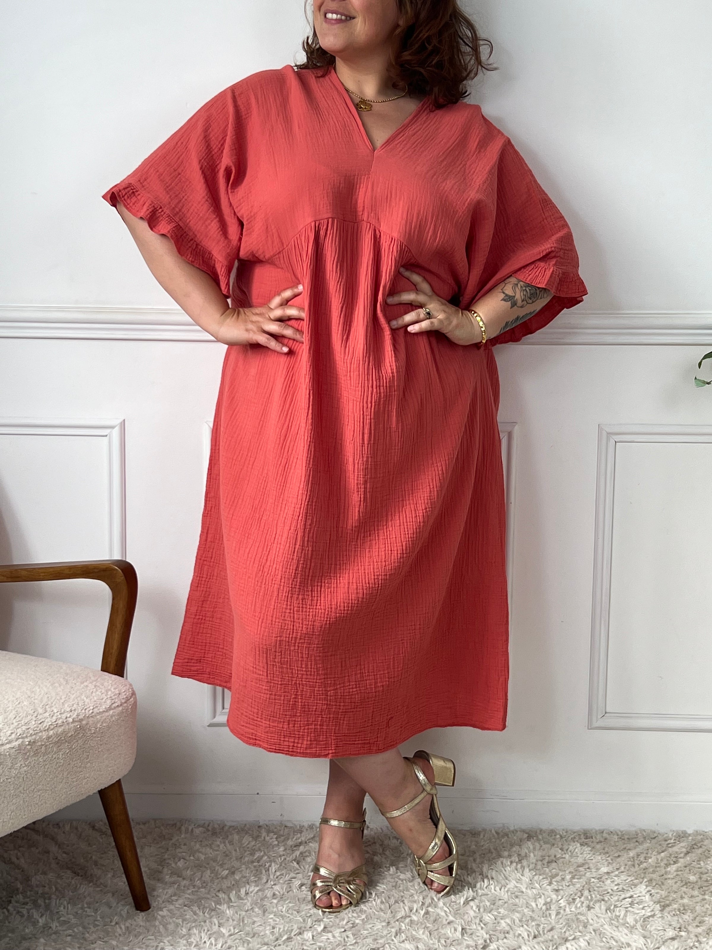 Langes Kleid aus Baumwollgaze in Terrakotta: Roane