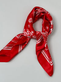 Foulard rouge