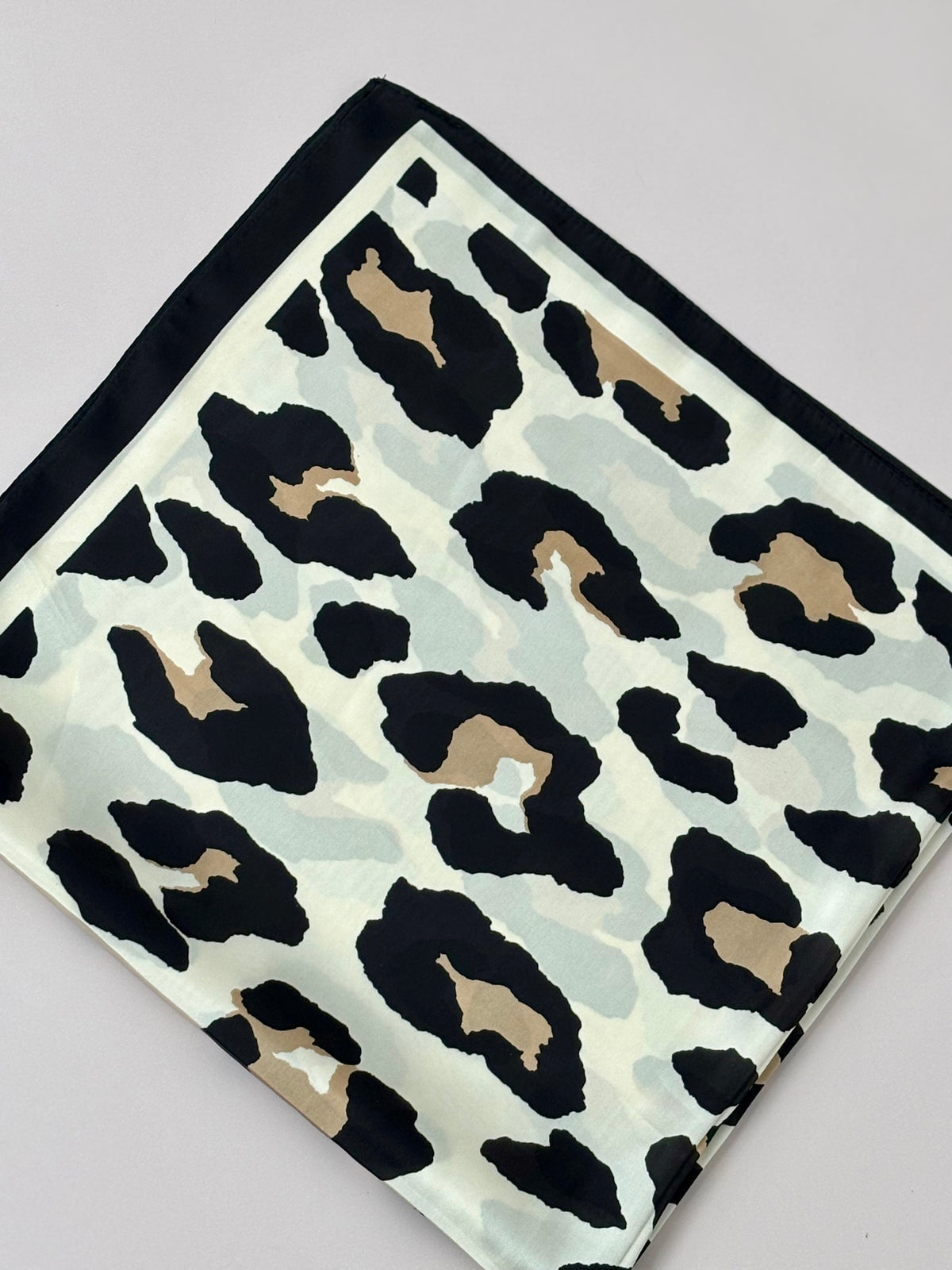 Foulard Léo