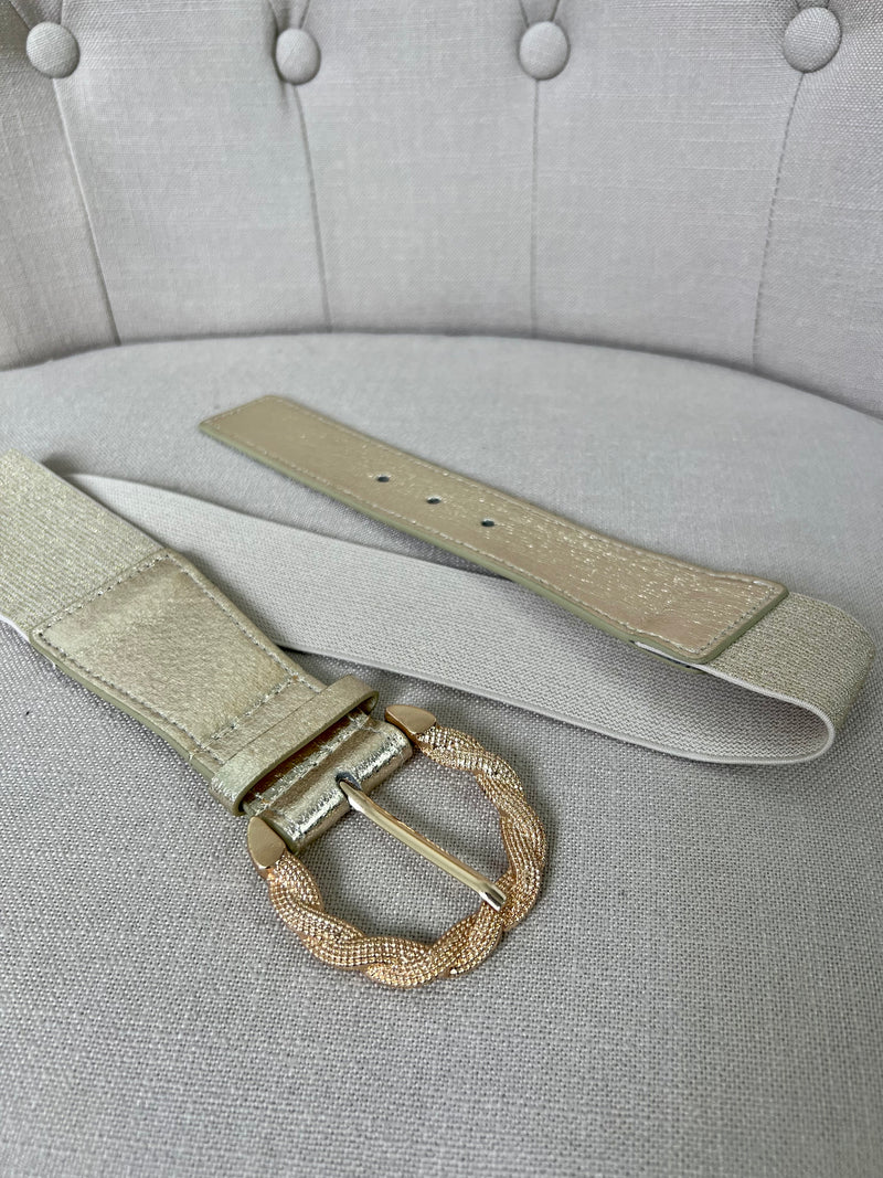 Ceinture dorée : Lucie