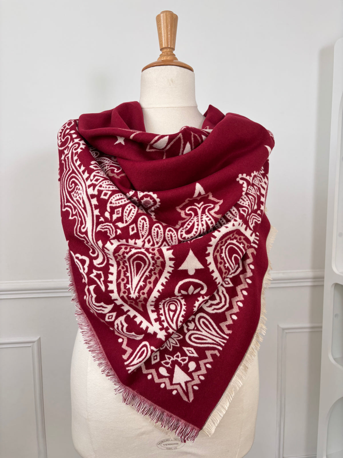 Écharpe bandana bordeaux et écrue : Ilda